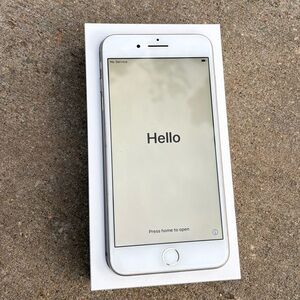 Apple iPhone 7 Plus in Silver